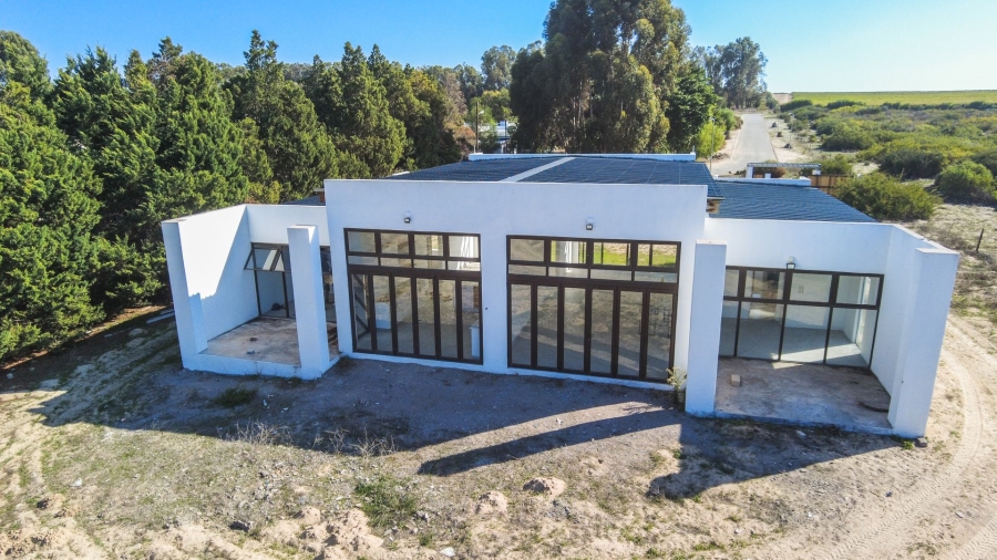 4 Bedroom Property for Sale in Hopefield Western Cape